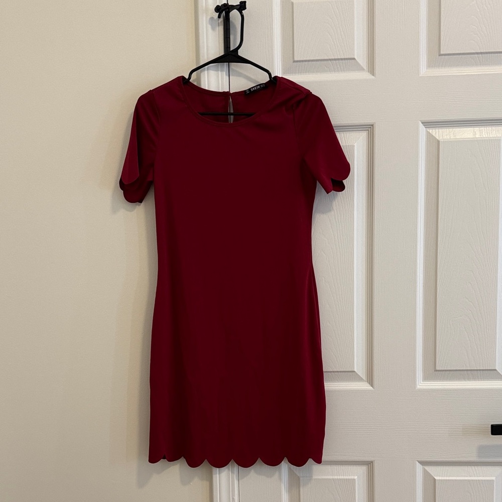 SHEIN Burgundy Scalloped Mini Dress